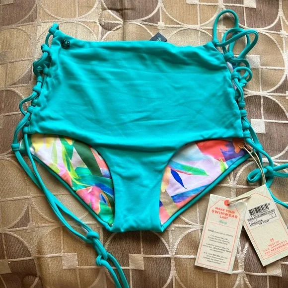 Maaji high waisted swim bottoms small - Picture 1 of 5